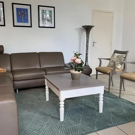 French Holiday In With Terrace And Country Views 別荘