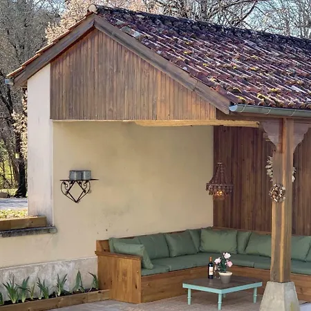 French Holiday In With Terrace And Country Views *